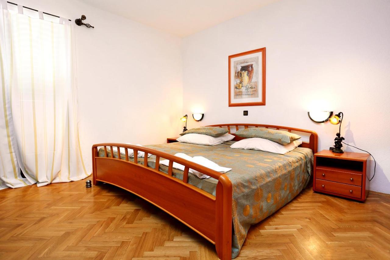 Apartments And Rooms With Parking Space Duce, Omis - 10303 Eksteriør bilde