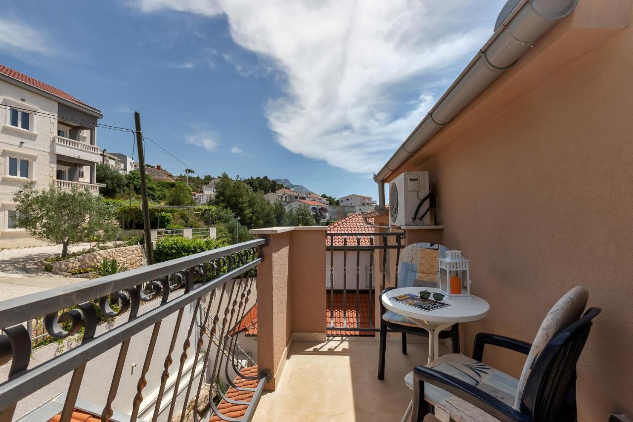 Apartments And Rooms With Parking Space Duce, Omis - 10303 Eksteriør bilde