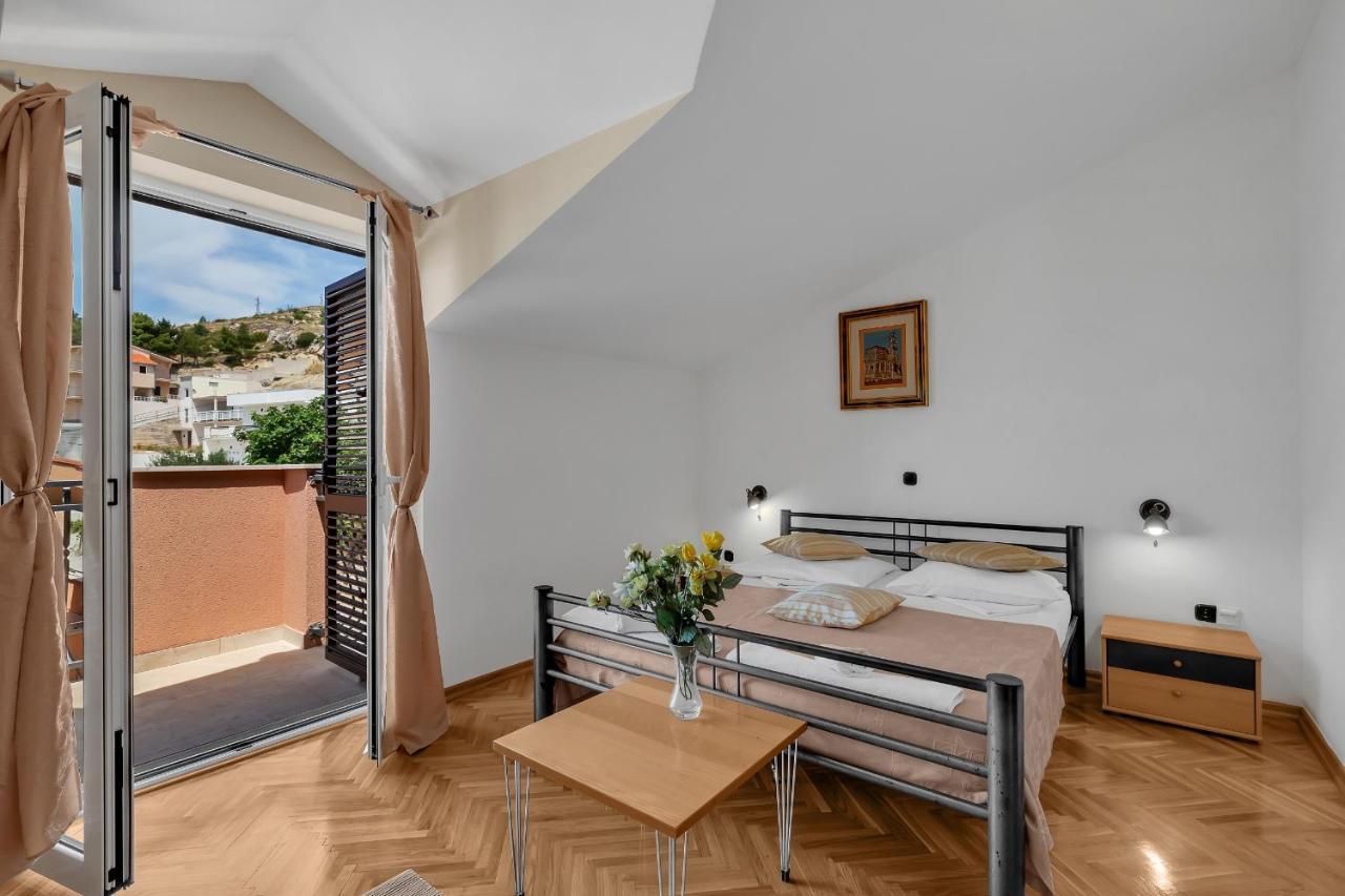 Apartments And Rooms With Parking Space Duce, Omis - 10303 Eksteriør bilde
